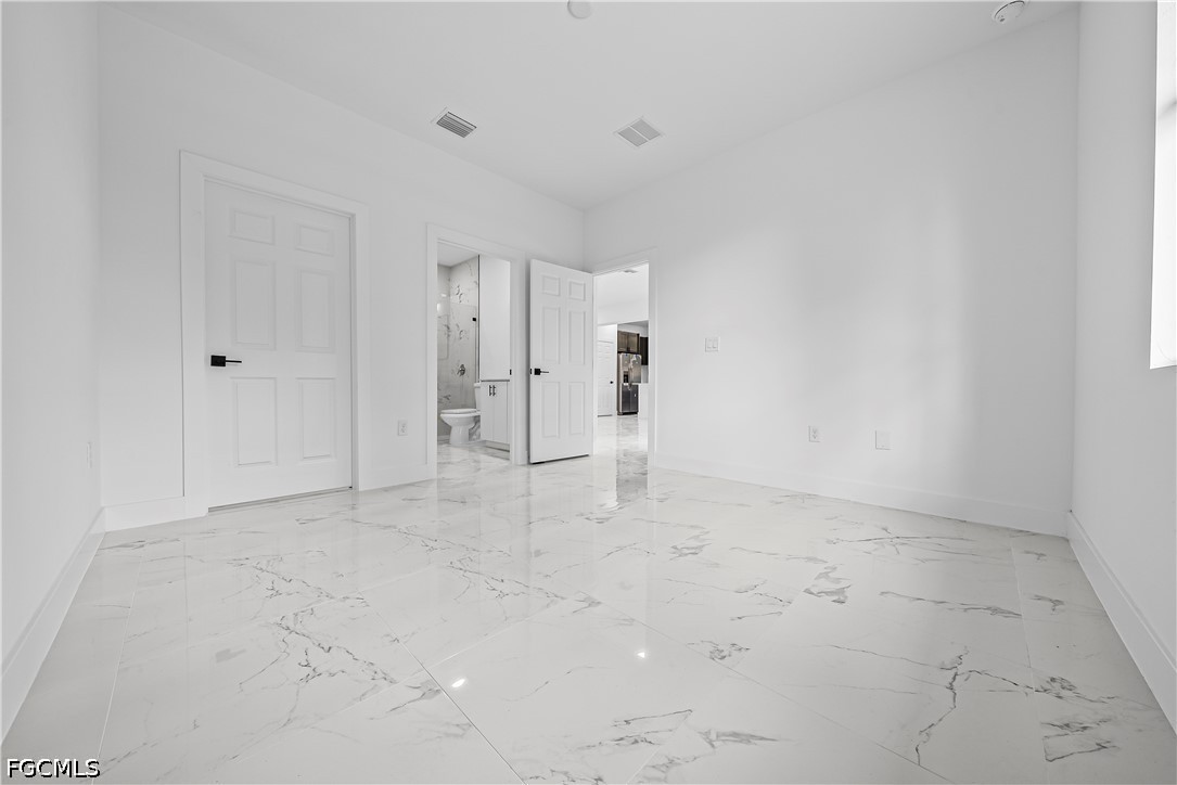 2810 73rd St W Property Photo 11