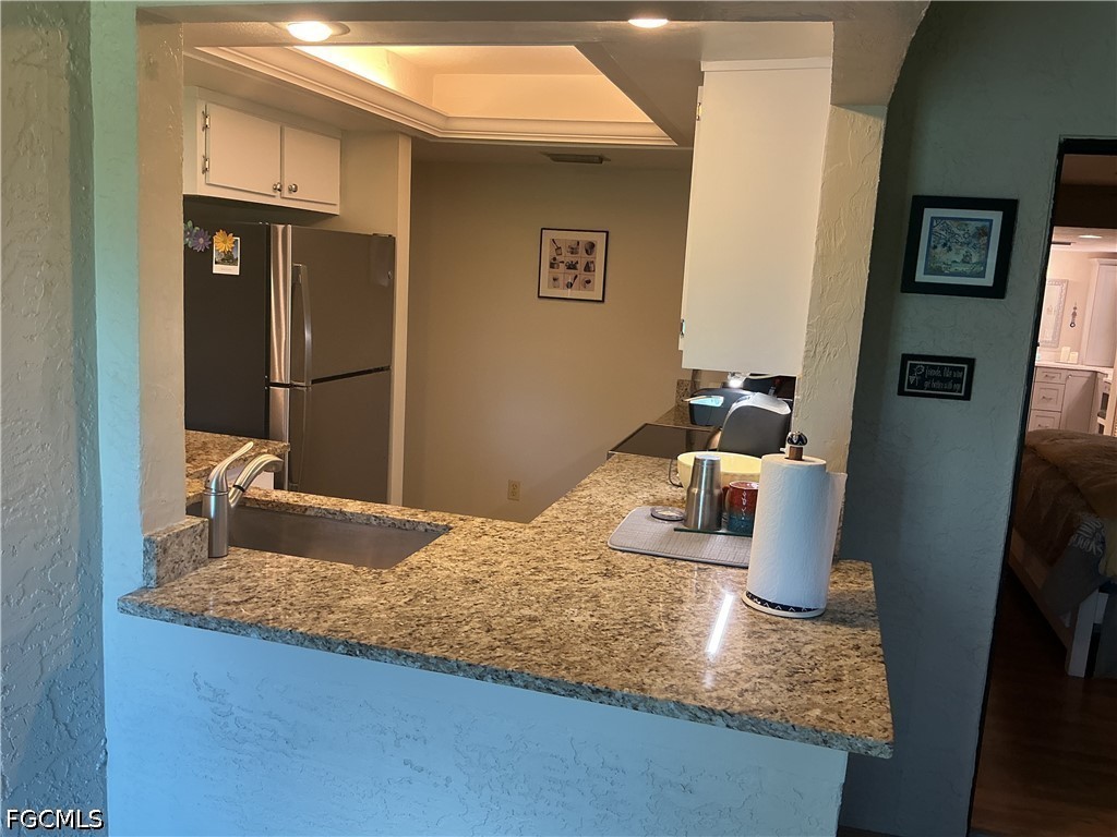 5730 Trailwinds Dr 411 Property Photo 10