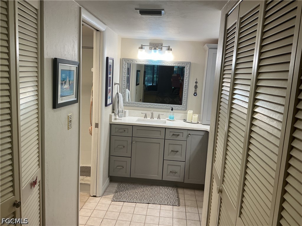 5730 Trailwinds Dr 411 Property Photo 15
