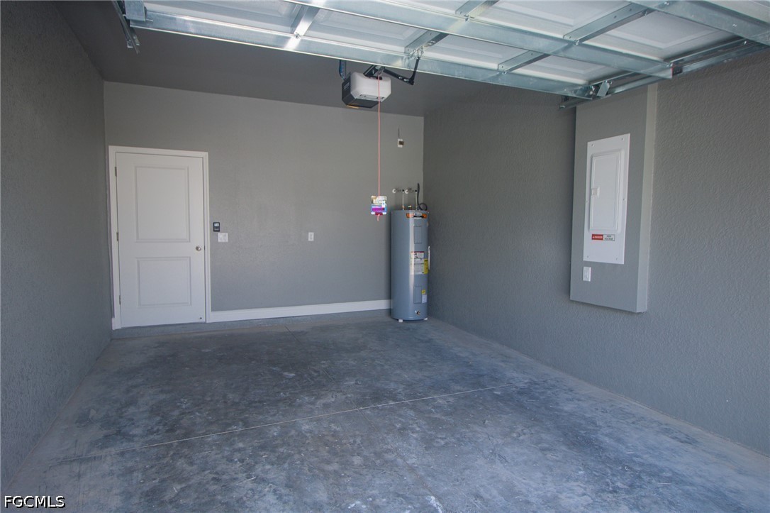 8038 Rolling Cir Property Photo 37