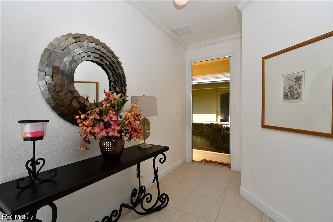 4692 Fairloop Run Property Photo 4