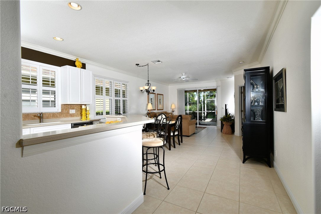 4692 Fairloop Run Property Photo 5