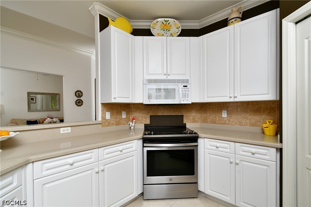 4692 Fairloop Run Property Photo 7