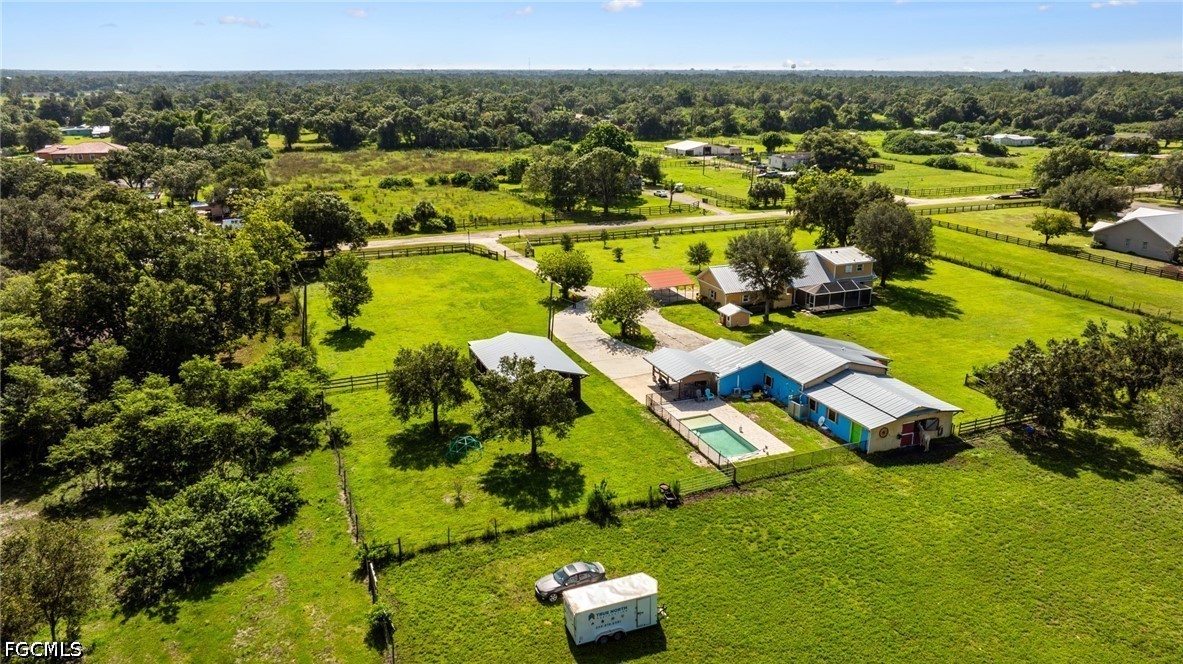 5500/5510 Pangola Rd Property Photo 8