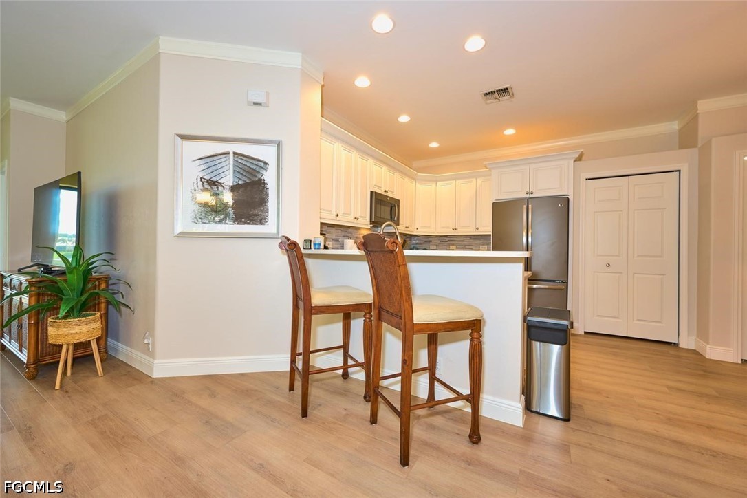 8837 E Bay Cir Property Photo 13