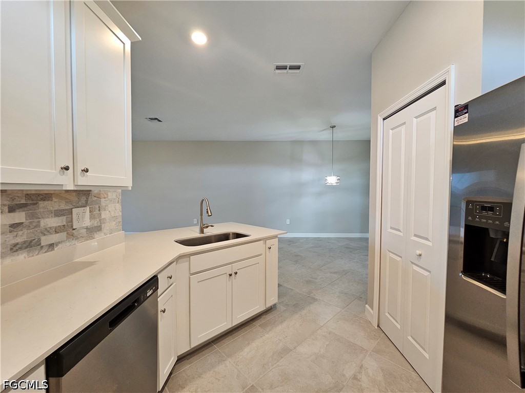 20501 Hazelnut Ct S Property Photo 8