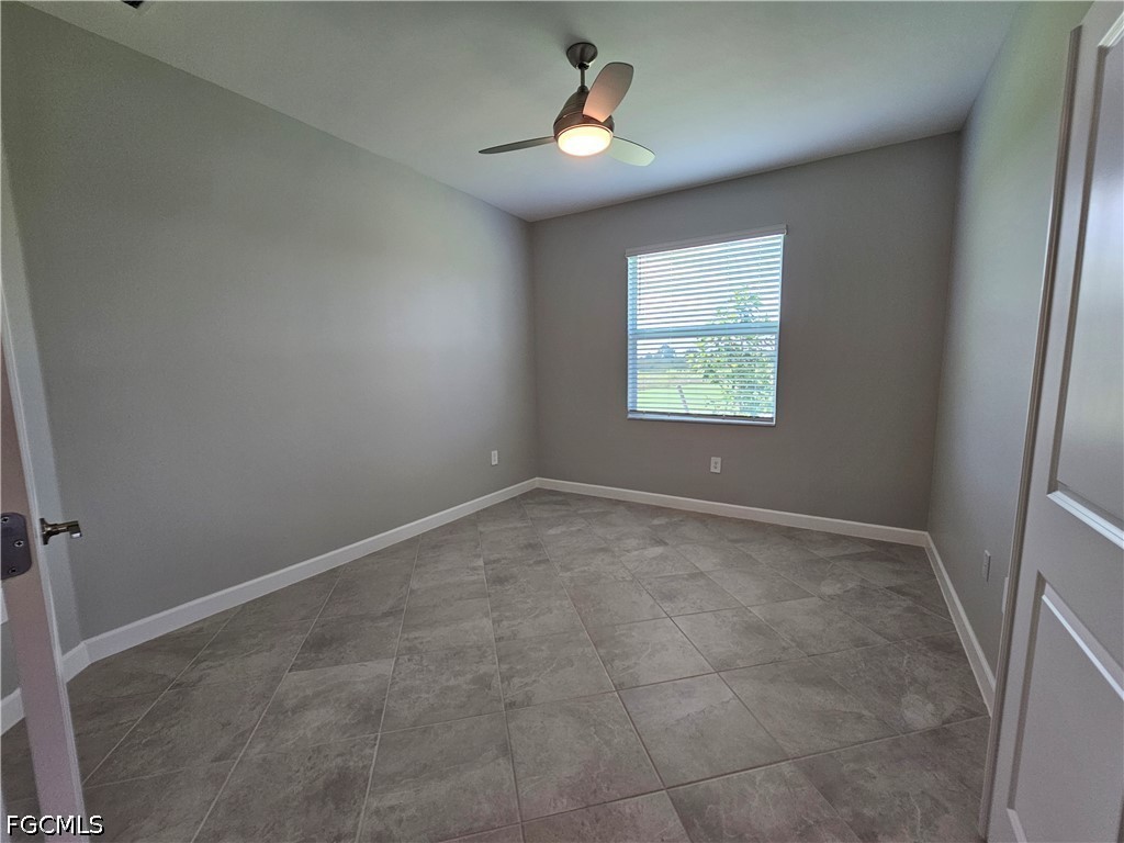 20501 Hazelnut Ct S Property Photo 11