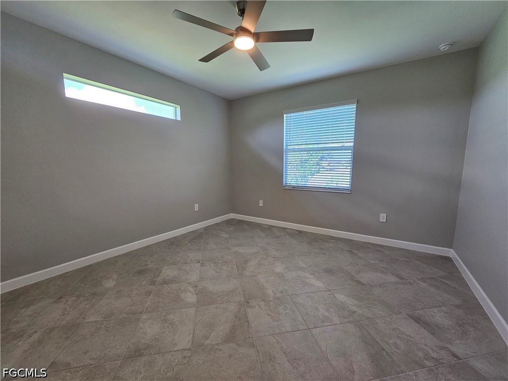 20501 Hazelnut Ct S Property Photo 17