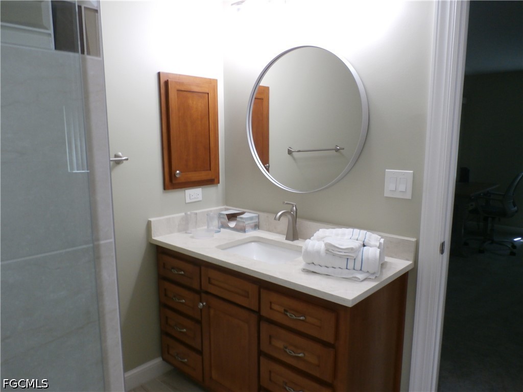 11140 Caravel Cir 107 Property Photo 17