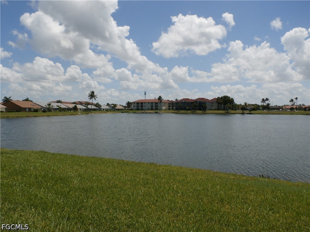 11140 Caravel Cir 107 Property Photo 20