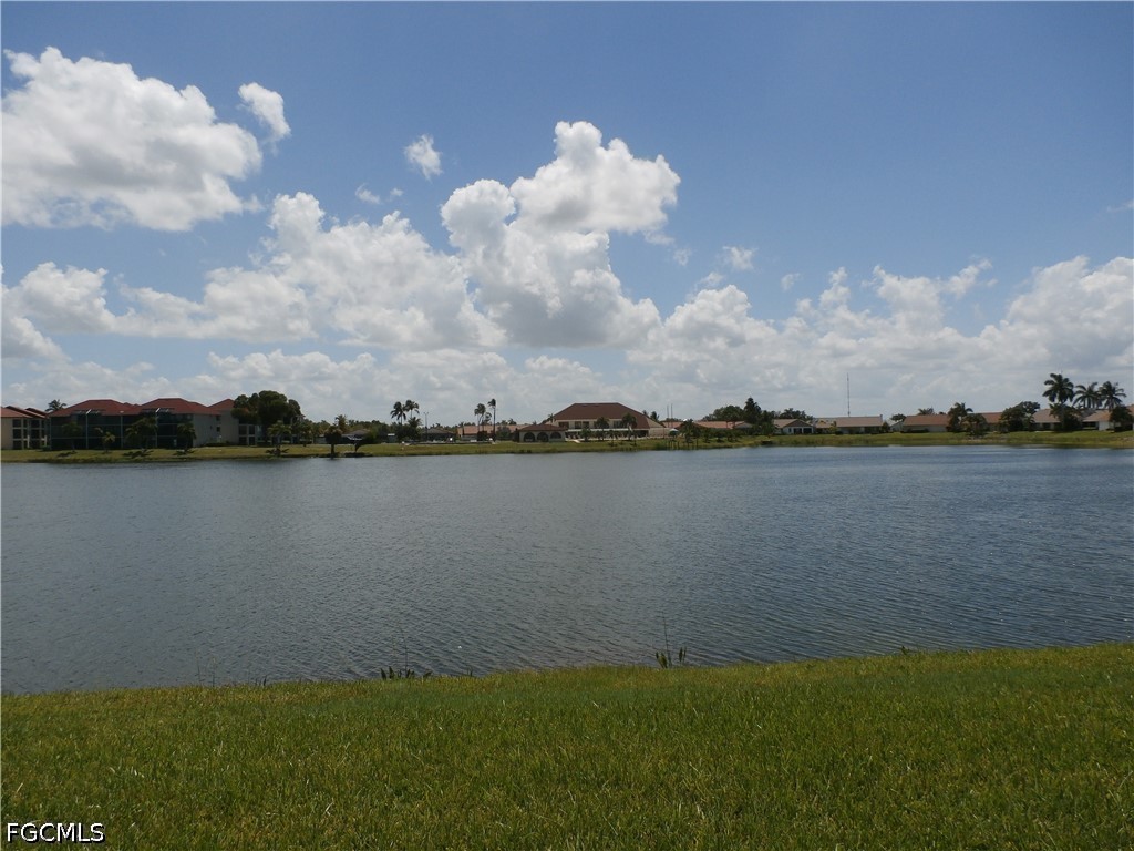 11140 Caravel Cir 107 Property Photo 21