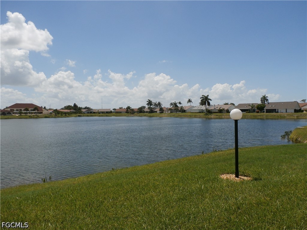 11140 Caravel Cir 107 Property Photo 22