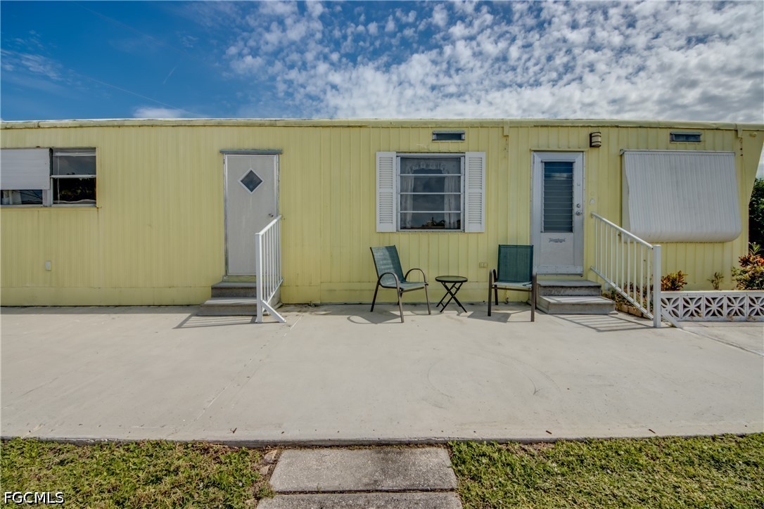 121 Lantern PL