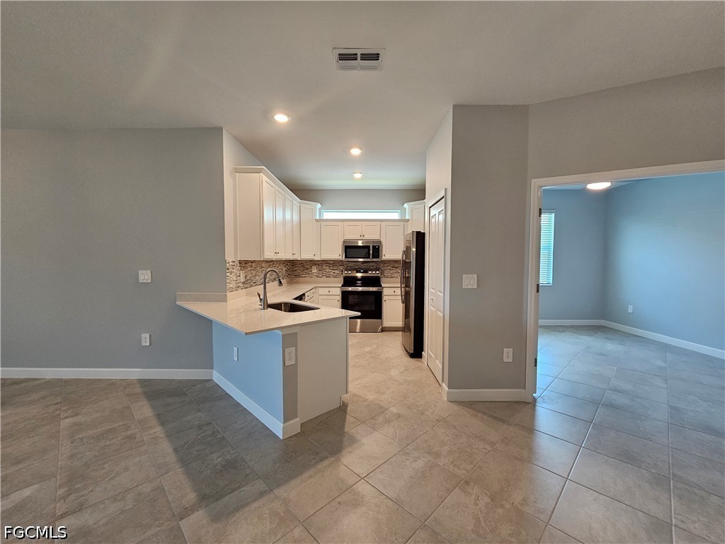20503 Hazelnut Ct S Property Photo 5