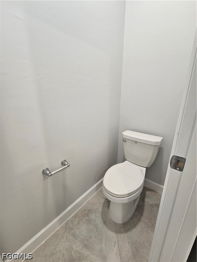 20503 Hazelnut Ct S Property Photo 17