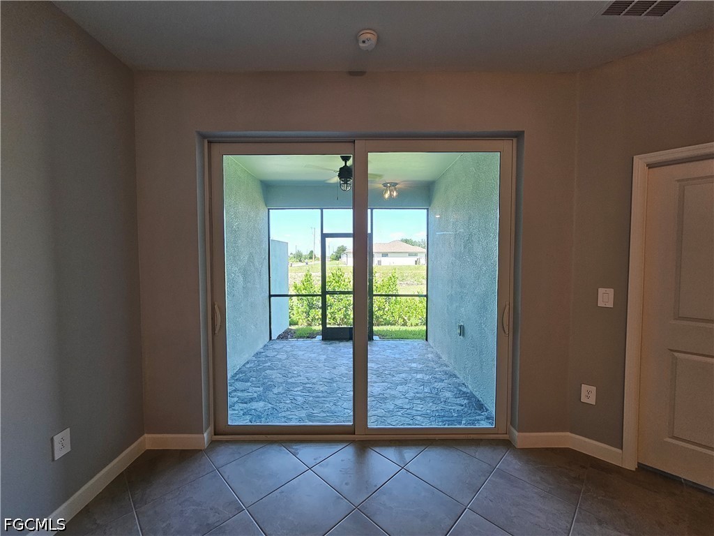 20503 Hazelnut Ct S Property Photo 22