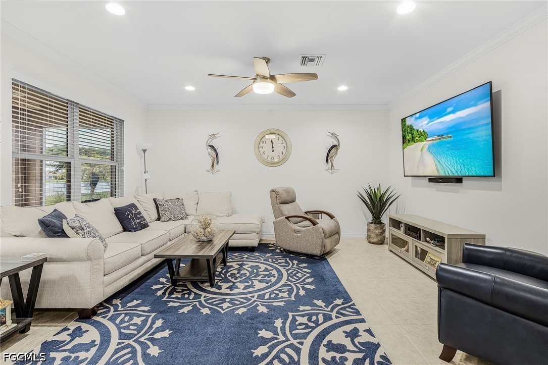 15263 Yellow Wood Dr Property Photo 13