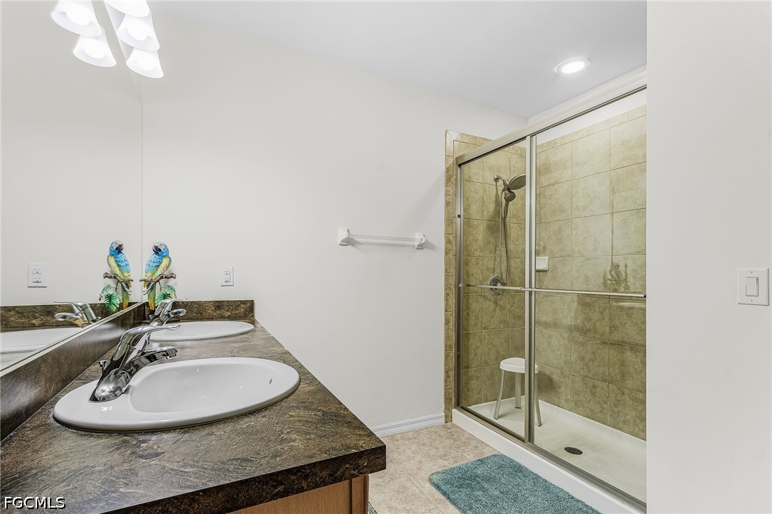 15263 Yellow Wood Dr Property Photo 22