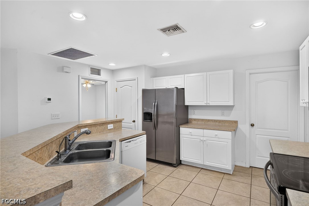 2902 49th St W Property Photo 5