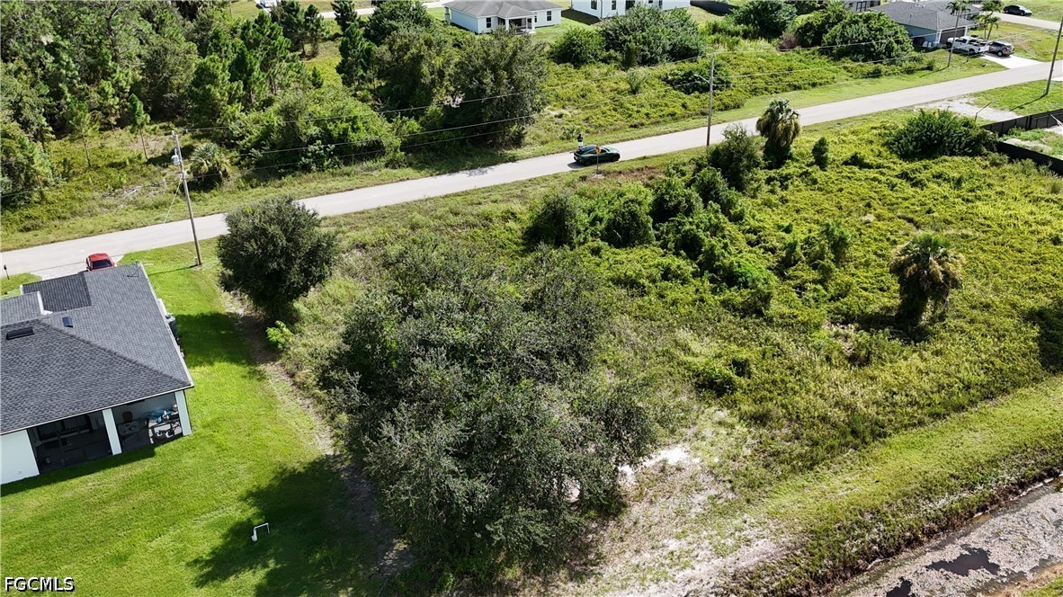 1171 Ebers St E Property Photo 2