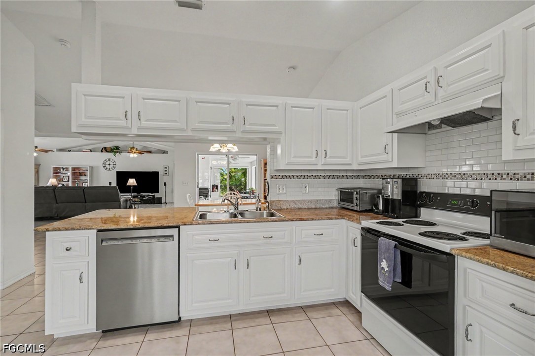 3610 Tropicana Pkwy W Property Photo 6