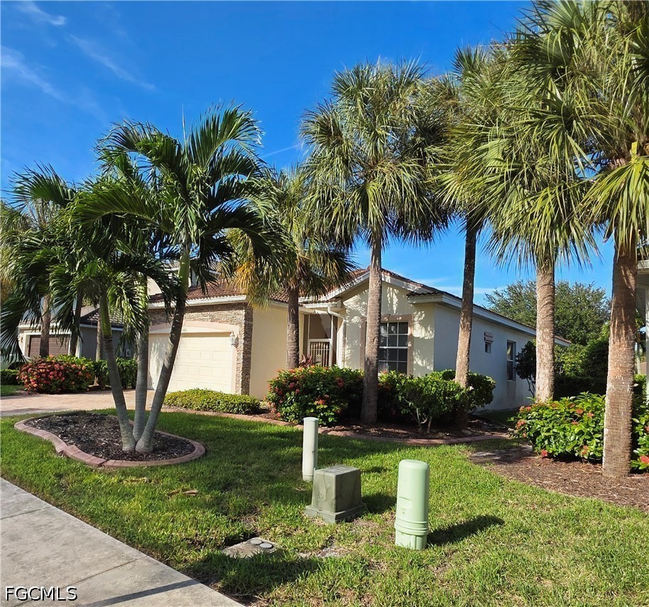 2565 Deerfield Lake Ct Property Photo 2