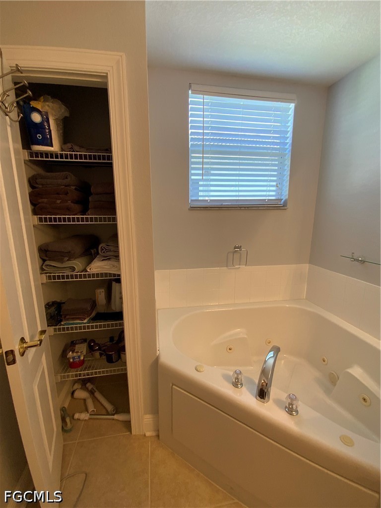 2565 Deerfield Lake Ct Property Photo 38