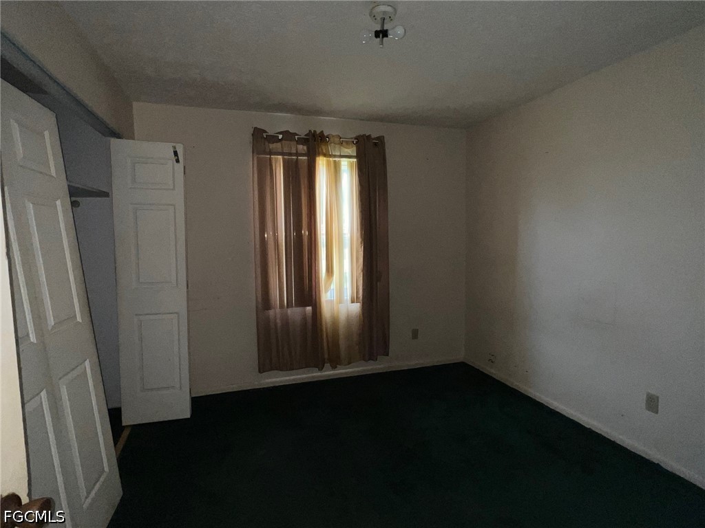 311 W El Paso Ave Property Photo 7
