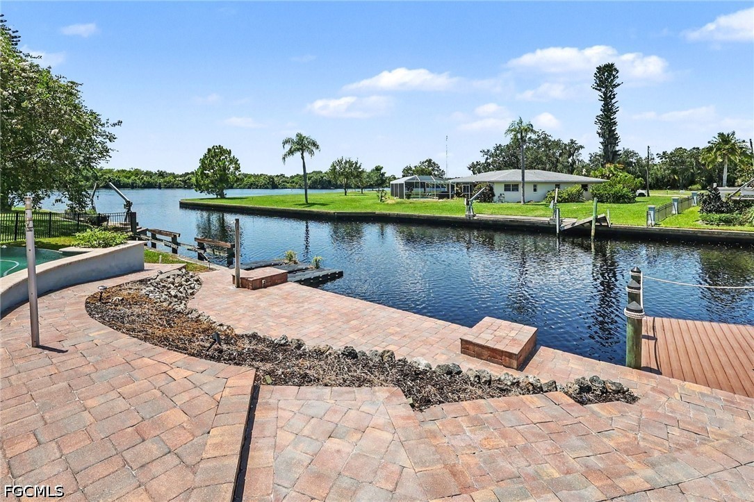 18071 Traverse DR