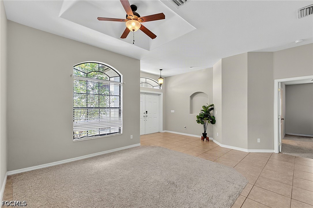 691 Manhattan St E Property Photo 5