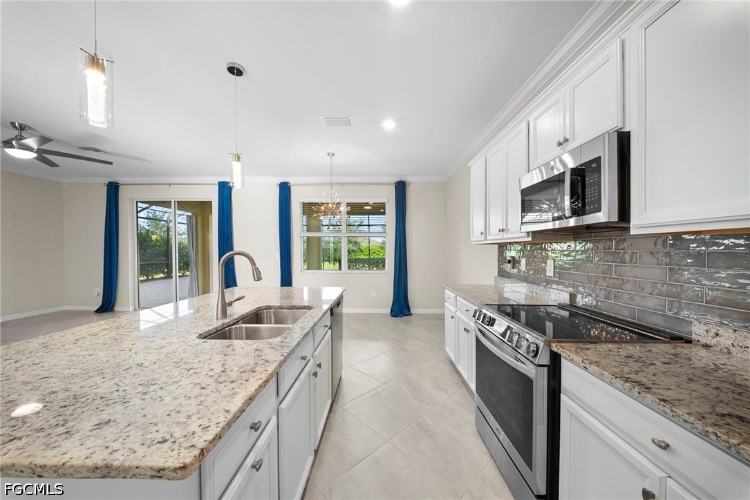 3697 E Hampton Cir Property Photo 6