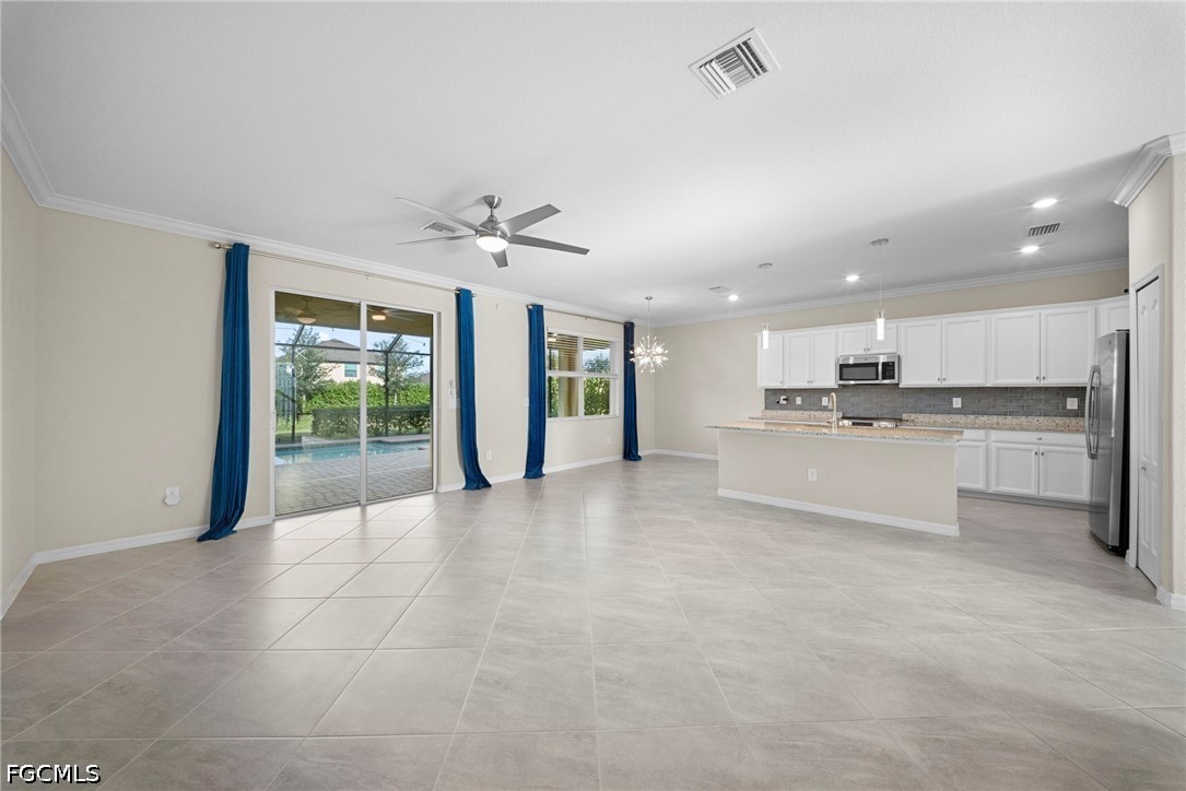 3697 E Hampton Cir Property Photo 10