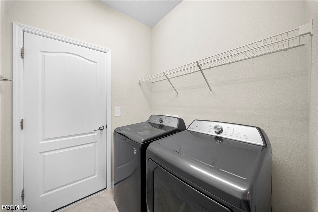 3697 E Hampton Cir Property Photo 26