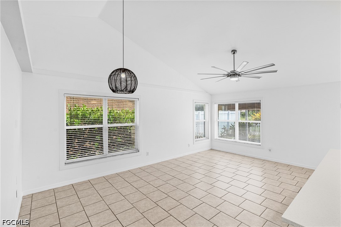 15064 Cloverdale Dr Property Photo 10