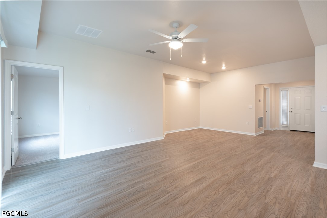 1220 Nw 36th Pl Property Photo 6