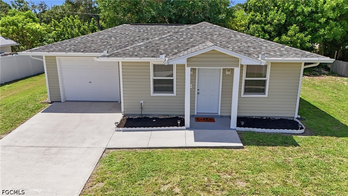 899 Ridgeway Dr Property Photo 1