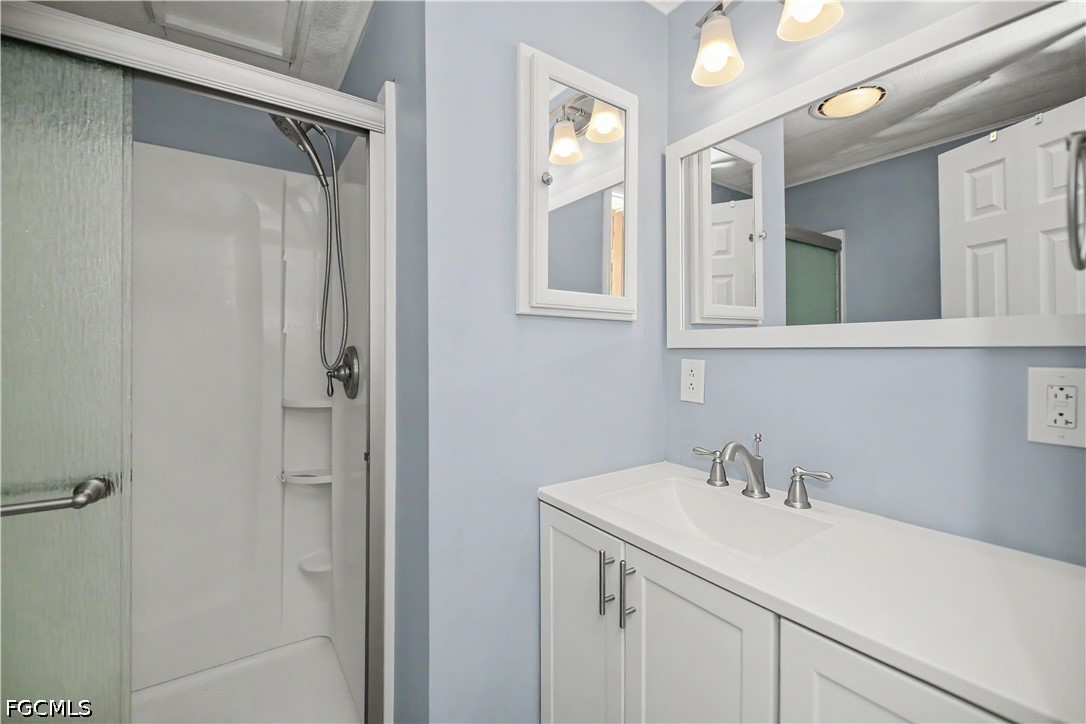 260 Caravan Cir Property Photo 17