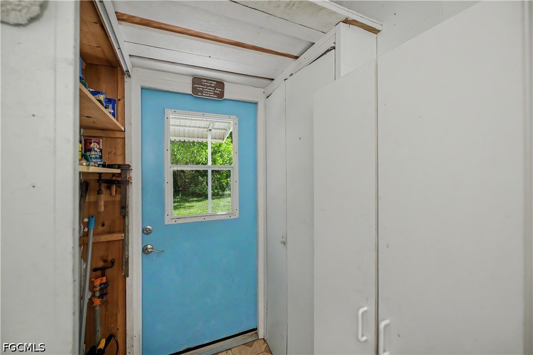260 Caravan Cir Property Photo 22