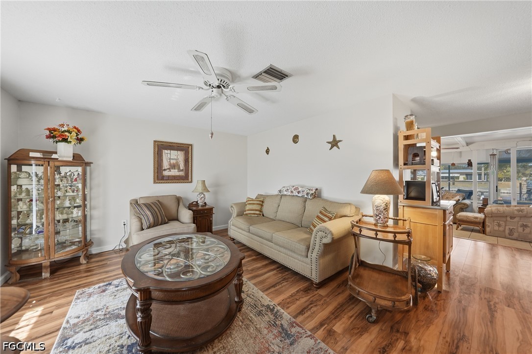 18366 Burkholder Cir Property Photo 4