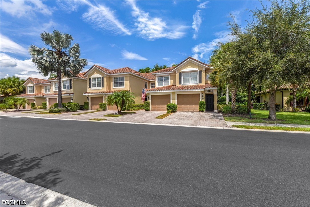 9048 Triangle Palm Ln 1101 Property Photo 1