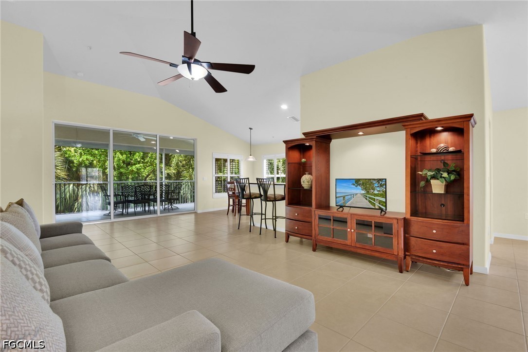 9048 Triangle Palm Ln 1101 Property Photo 4