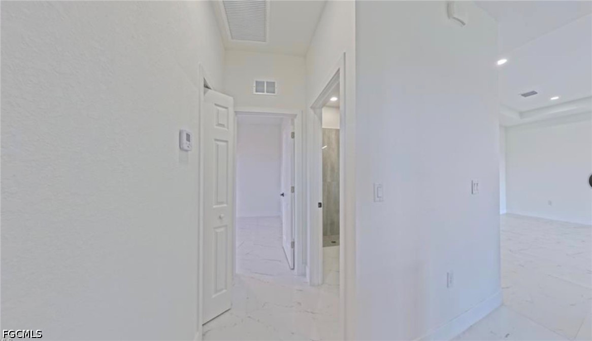 3306 74th St W Property Photo 10