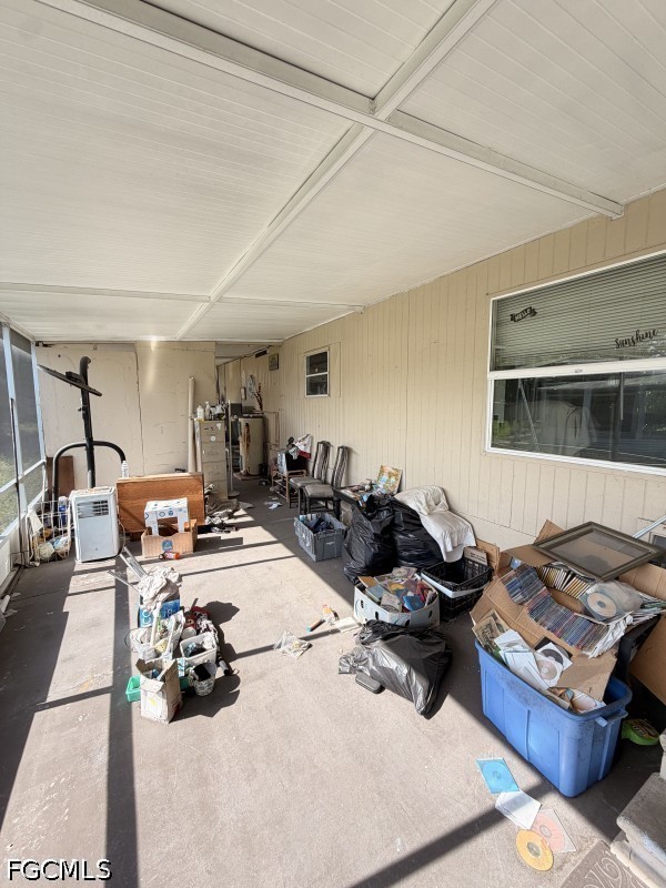 2074 Flowers Dr Property Photo 10