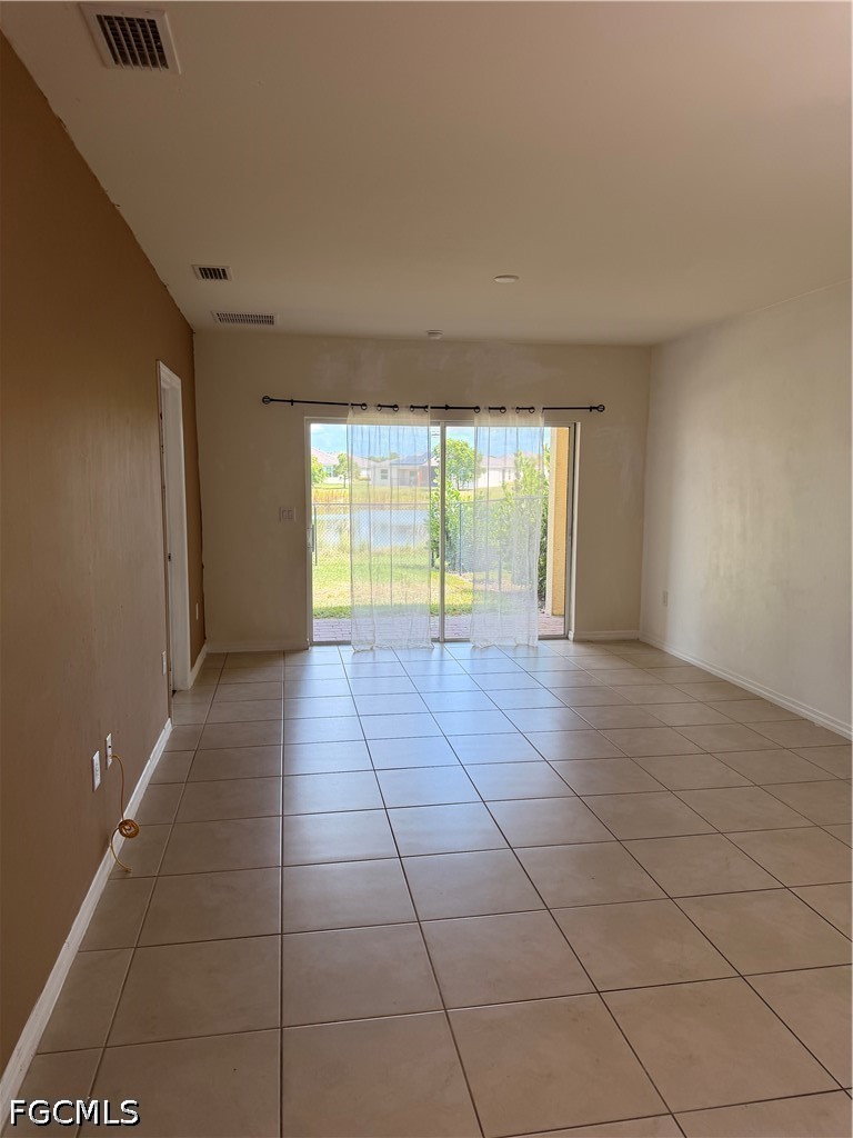10801 Crossback Ln Property Photo 4