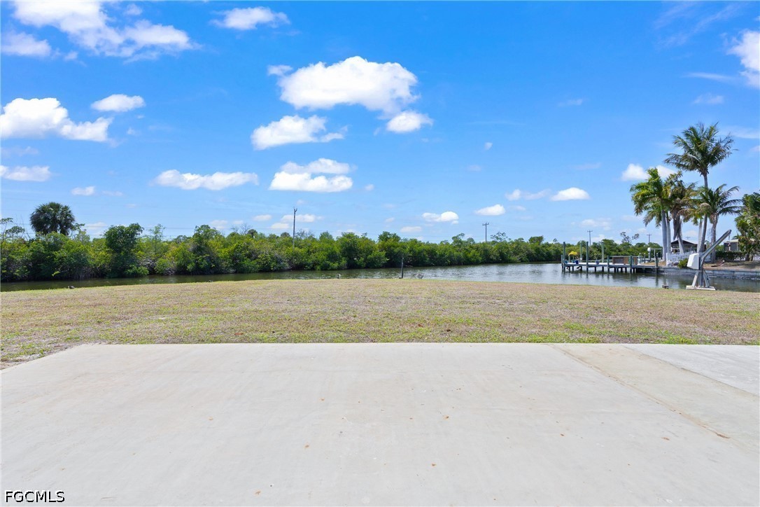 12065 Boat Shell Dr Property Photo 16