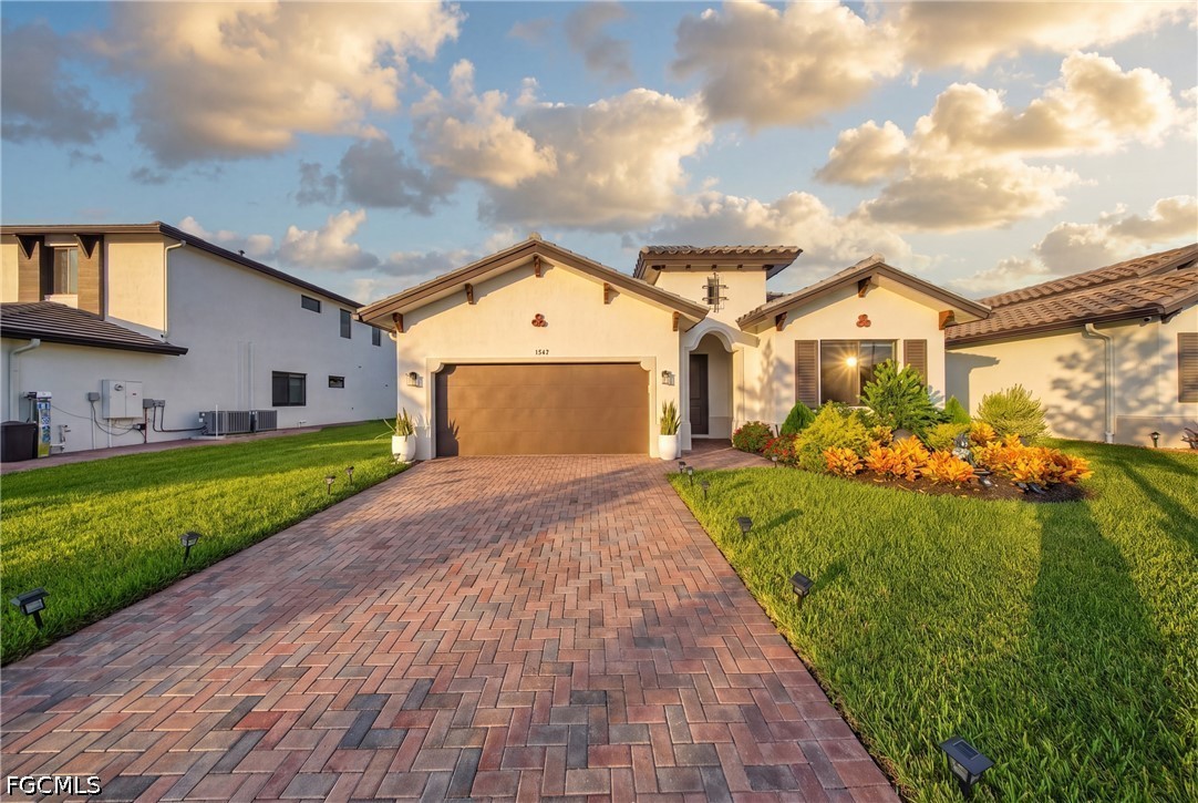 5043 Ofanto Ln Property Photo 1