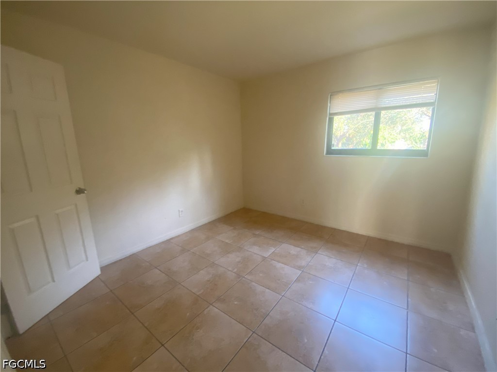 2229 Central Ave Property Photo 7
