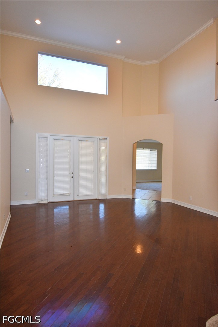1249 Nw 37th Ave Property Photo 3