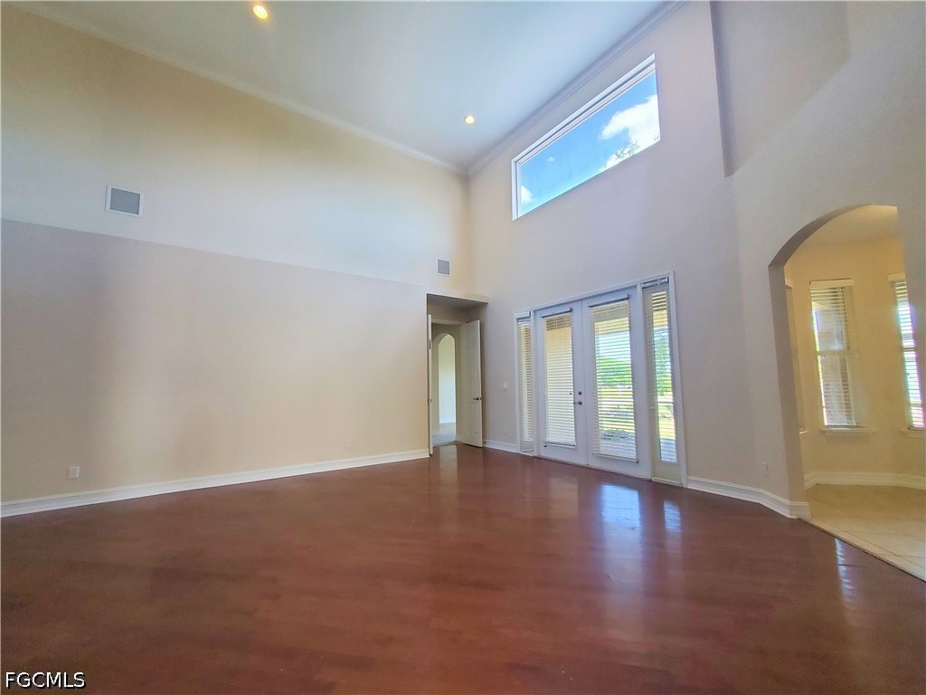 1249 Nw 37th Ave Property Photo 5