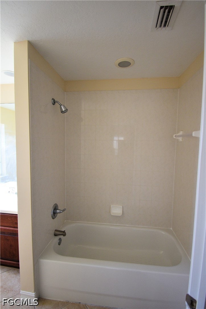 1249 Nw 37th Ave Property Photo 25